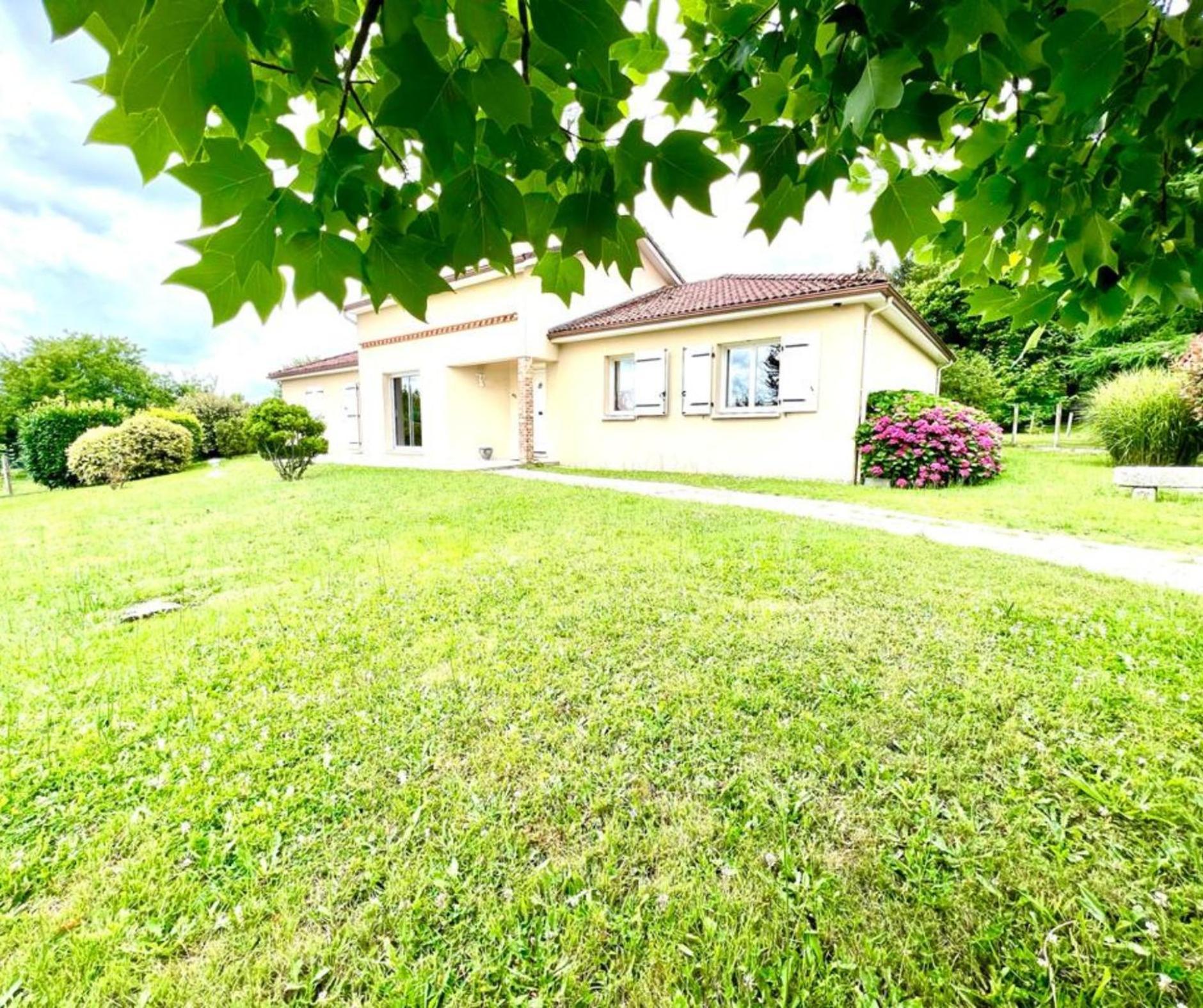 La Garde Familiale Et Spacieuse Couzeix ภายนอก รูปภาพ