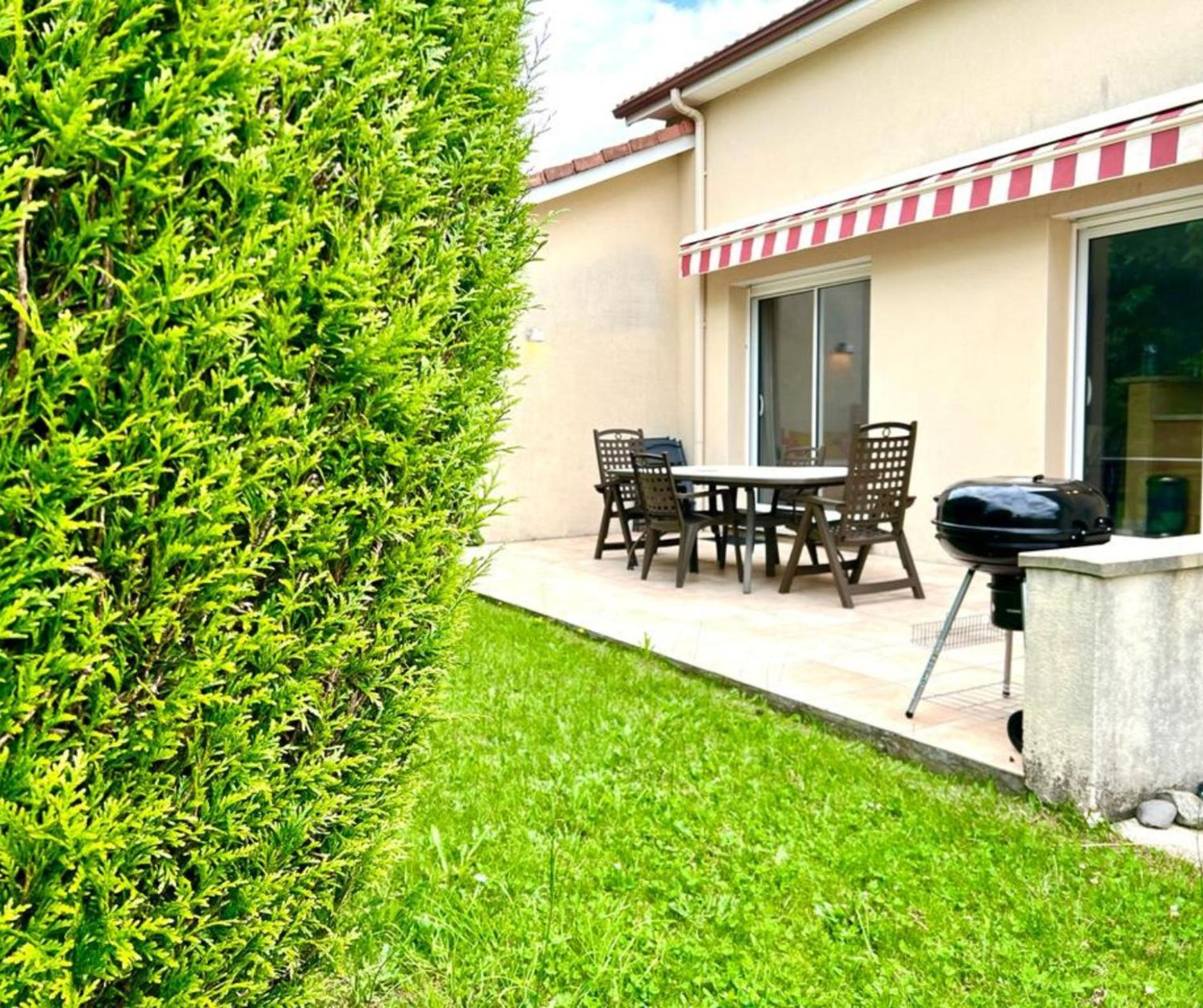 La Garde Familiale Et Spacieuse Couzeix ภายนอก รูปภาพ